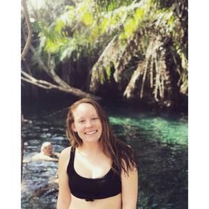 Meet your Posher, Jennie